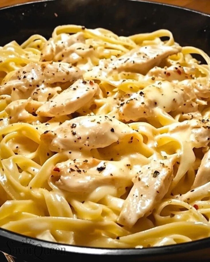 Garlic Butter Ranch Cheesy Ranch Chicken & Garlic Butter Fettuccine
