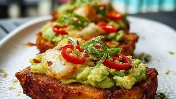 Avocado Hash Brown Toast with a Spicy Kick