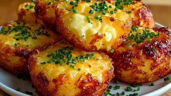 Crispy Cheesy Potato Bites