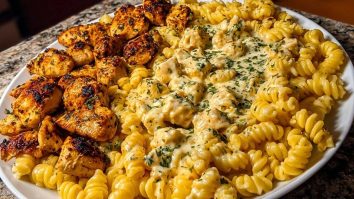 Cheesy Velveeta Chicken Twisted Pasta with Mozzarella Garlic Sauce