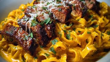 Velveeta Steak Fettuccine with Garlic Butter Cream Sauce